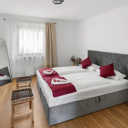Kms Homes - Balcony - Netflix - Modern * Günzburg